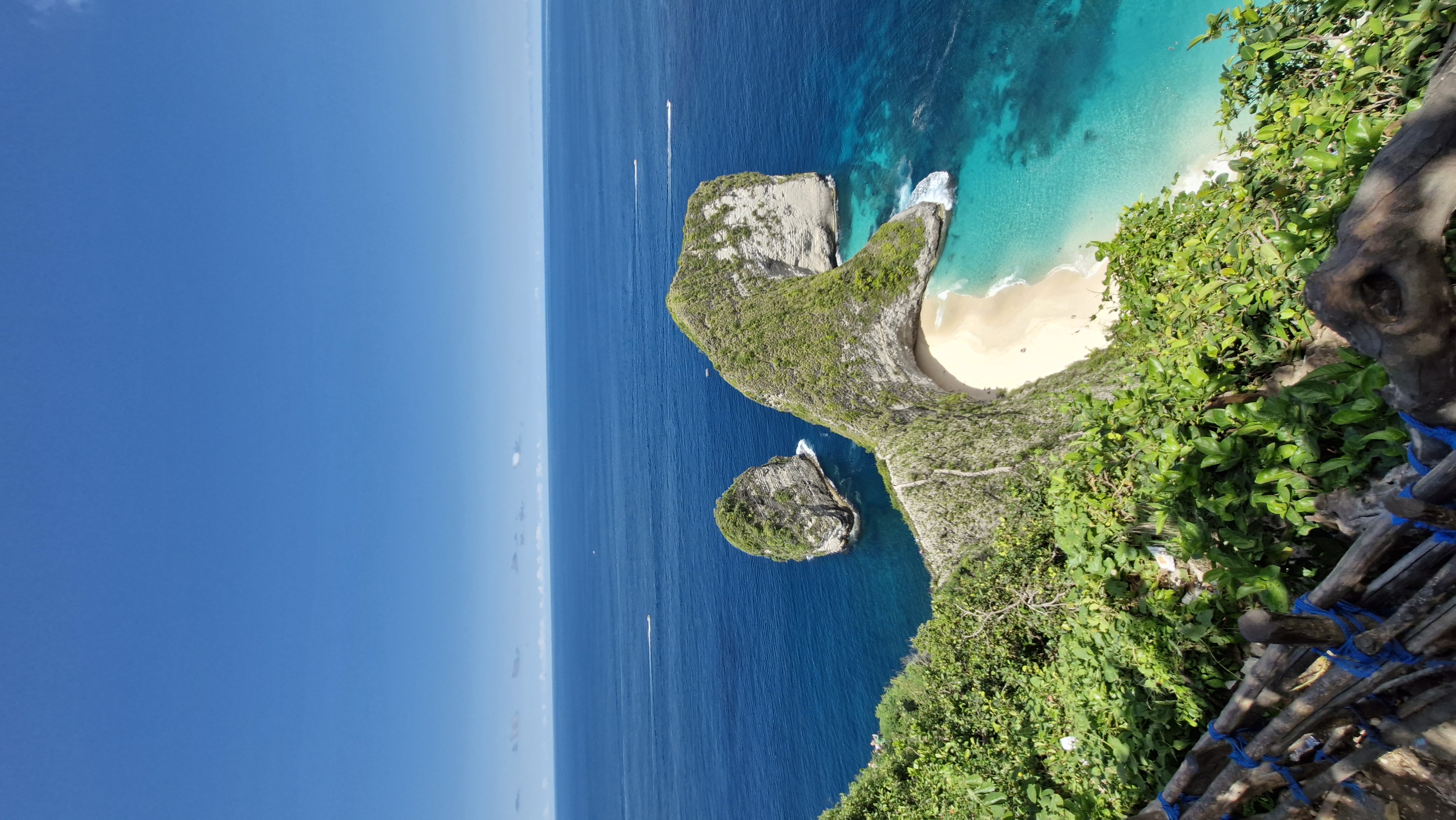 Kelingking Beach