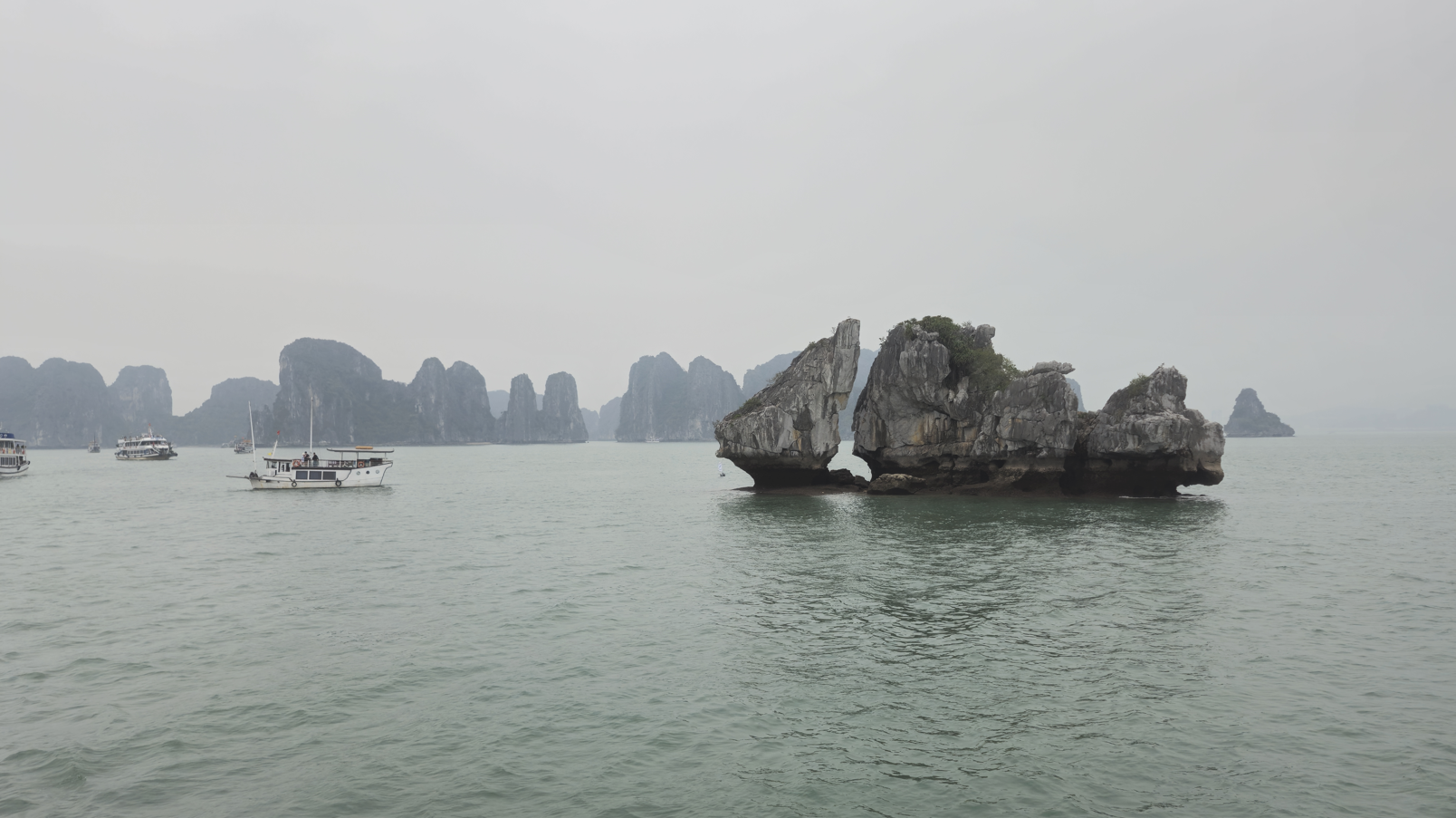 Ha Long Bay